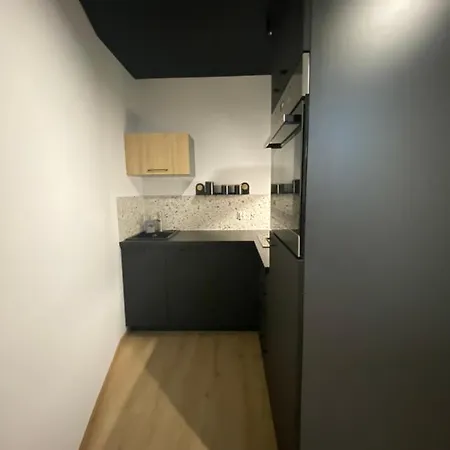 87 * Στσέτσιν